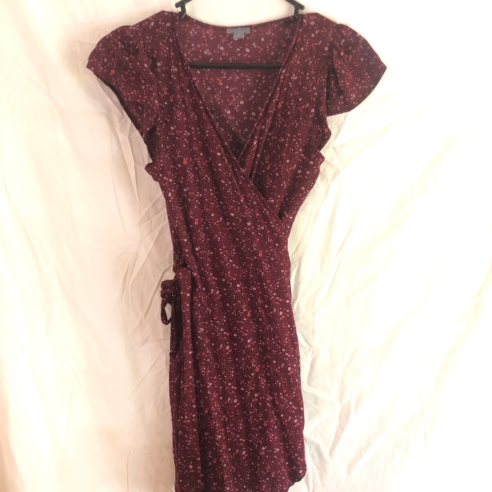 Mini American eagle wrap floral dress